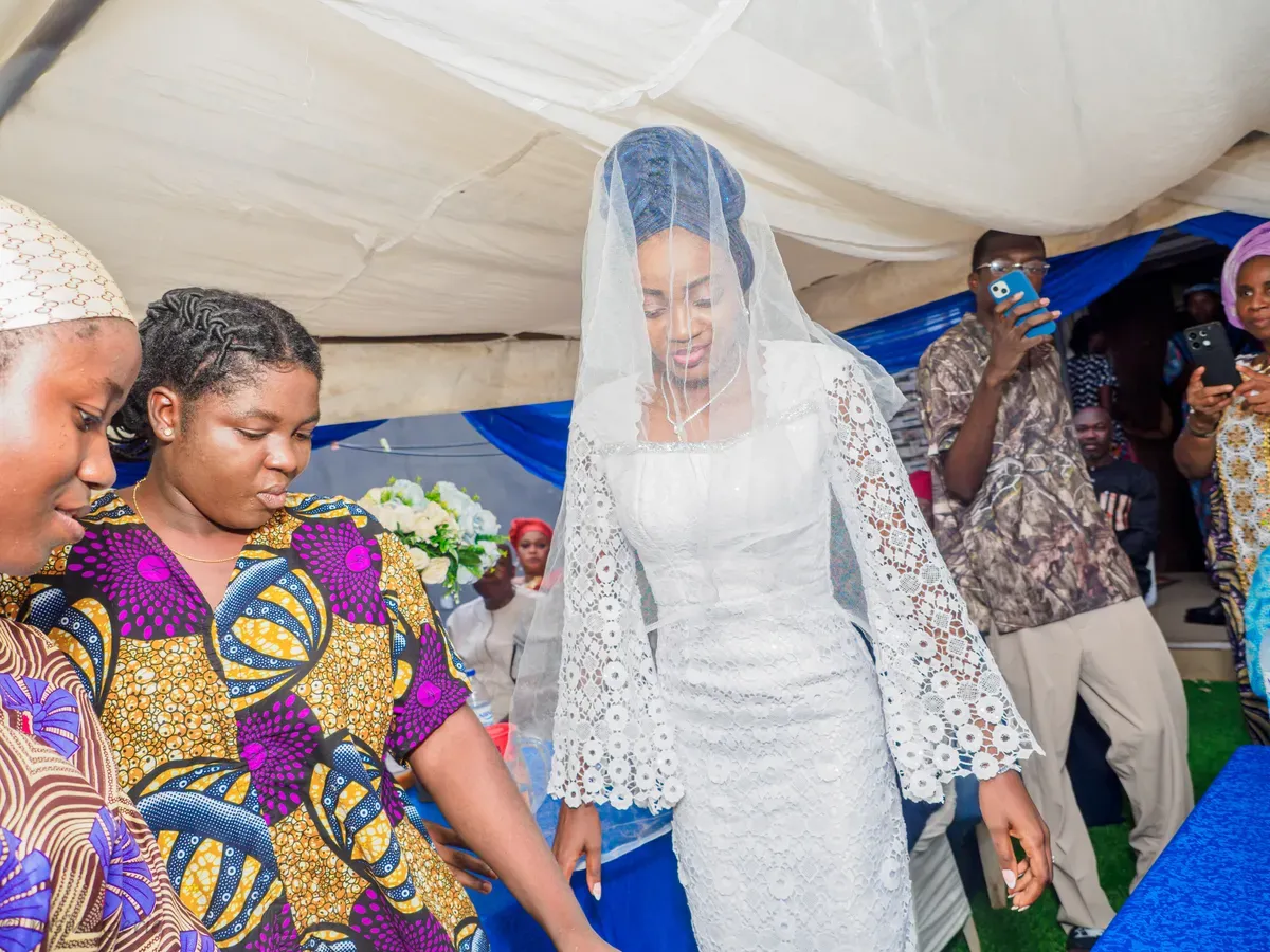 Adiya & Aderemi: An Intimate Introduction Ceremony — Photo 3