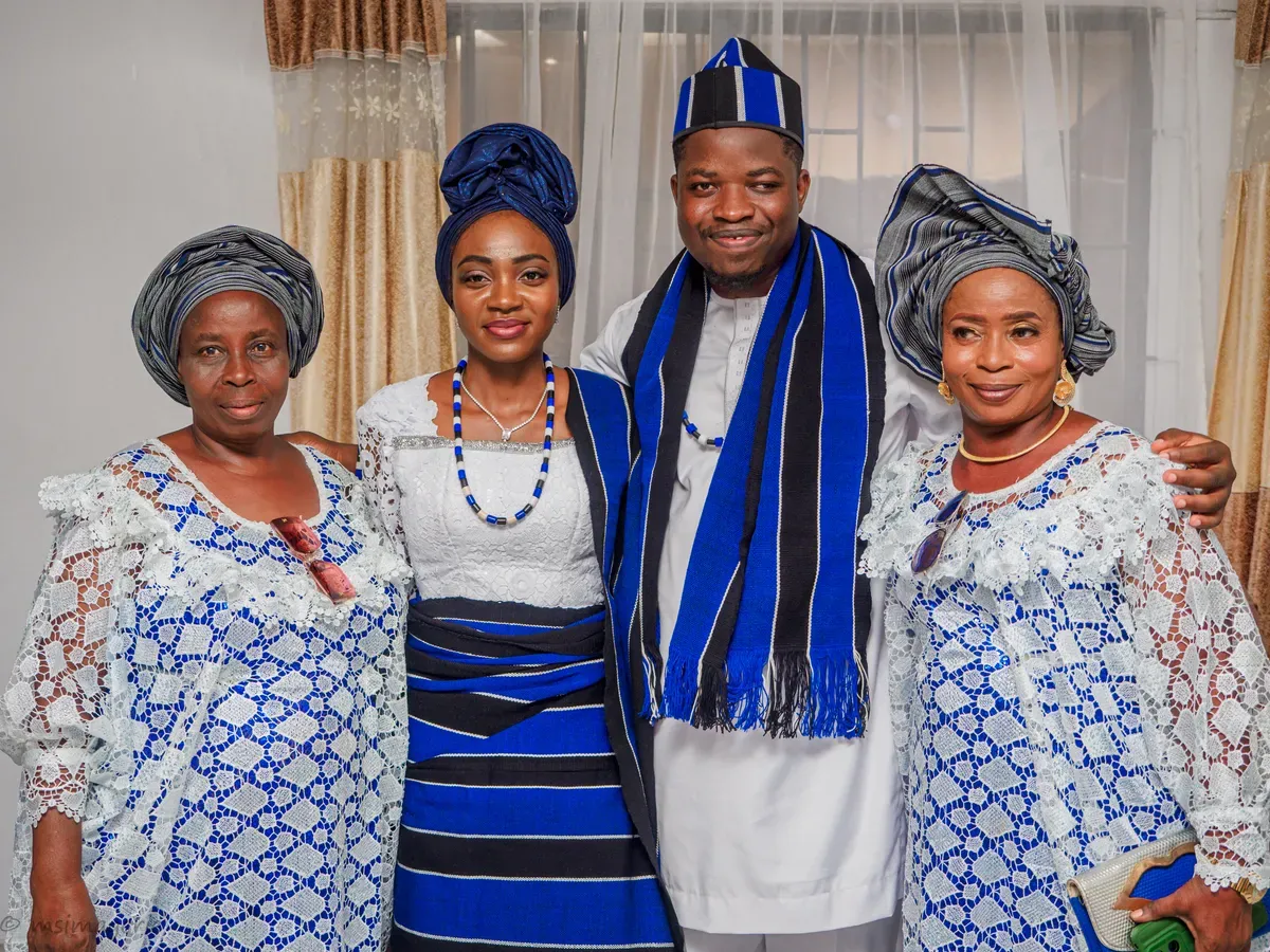 Adiya & Aderemi: An Intimate Introduction Ceremony — Photo 23