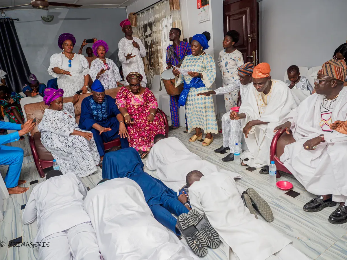 Olorunkemi & Emmanuel: An Intimate Introduction Ceremony — Photo 7